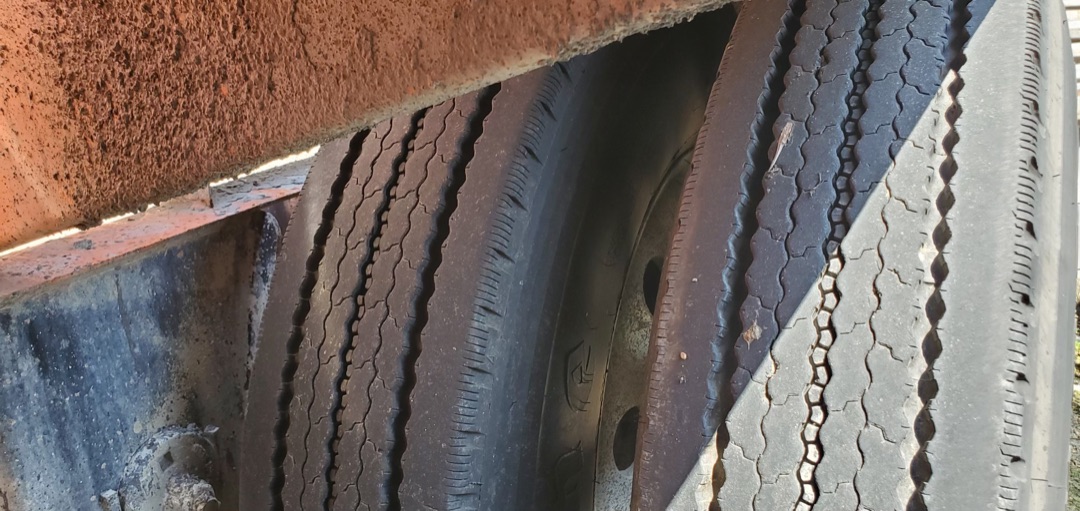 2015 EXA PNEUMATIC SAND TRAILER - Image 4